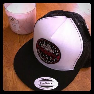 Affliction Live Fast unisex Trucker hat